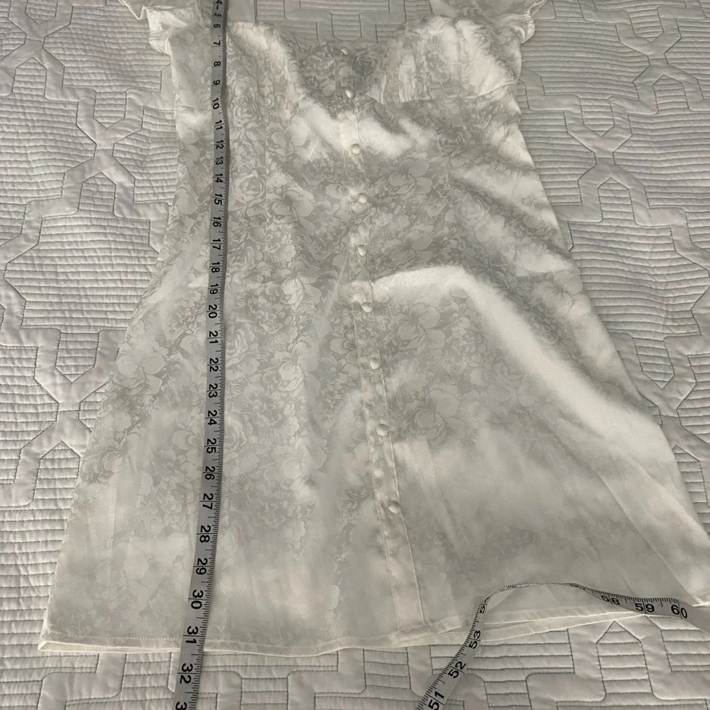 Princess Polly Tyra Mini Dress Sz 6 White Short Sleeve Bridal Bride Graduation - Picture 9 of 11